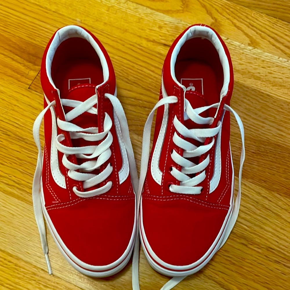 Vans Old Skool red size 7 brand new in box